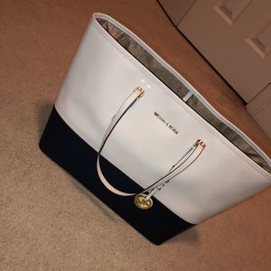 Michael Kors Large Jet Set Tote-Used Once!!